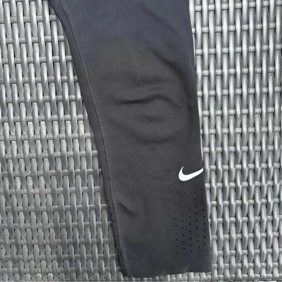 Nike Black Dri-Fit Leggings Small Cropped Pockets running yoga activewear lounge - Picture 3 of 5
